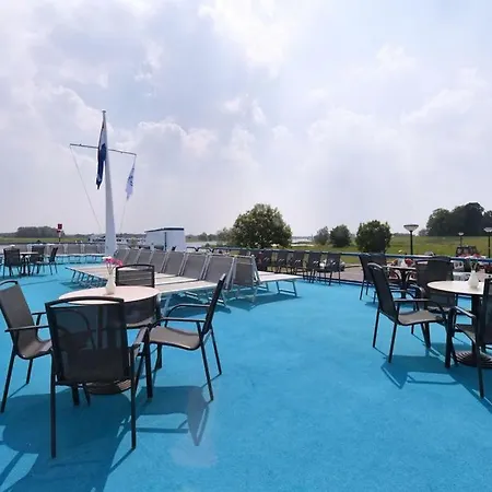 Hotelship Poseidon