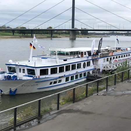 Hotelship Poseidon